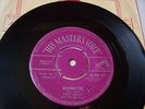 STEVE GIBSON & THE RED CAPS - SILHOUETTES / FLAMINGO  HMV SILVER /  PURPLE **
