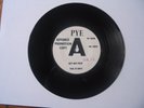 The Kinks - Set Me Free. 7