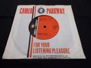BUNNY SIGLER - LET THE GOOD TIMES ROLL  CAMEO PARKWAY P 153 UK NORTHERN SOUL NM