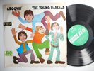 the YOUNG RASCALS    groovin'