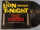 The Tokens LP The Lion Sleeps Tonight RCA doo wop vocal MONO VG+/EX