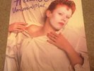 HAZEL O'CONNOR    -  PUNK -  UNCOVERED +  - SIGNED BOOK    - AUTHENTIC