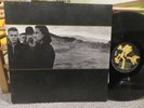 U2 - THE JOSHUA TREE - VINYL LP   GATEFOLD COVER  LYRIC INSERT VG+/VG++ ORIGINAL