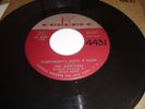 THE MARINERS EVERYBODY'S DOIN' IT NOW/ZINDY LOU 45 SINGLE CADENCE NICE