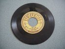 Sun label Elvis Presley 45RPM records  (5)