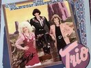 Signed Dolly Parton Trio Lp Record Emmylou Harris Linda Ronstadt