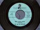 KIT AND THE OUTLAWS..Don't Tread On Me..KILLER Fuzz '66 GARAGE Texas PUNK 45