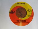 DAISIES Cold Wave 45 CAPITOL northern soul  VG++  nice