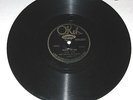 Kickin' the cat / Beatin' the dog  Joe Venuti's Blue Four  OKEH 