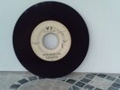 THE BEATLES-PLEASE PLEASE ME/FROM ME TO YOU-VEE JAY RECORDS-VJ 581