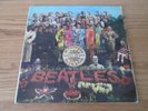 THE BEATLES SGT PEPPERS PCS 7027