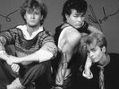 AUTHENTIC A-HA SIGNED 12 X 8 PHOTO..REAL SIGNATURES..COA.MORTEN HARKET