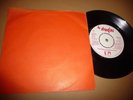 THE STRANGLERS CHOOSEY SUSIE / PEASANT 7'' PUNK 1977