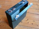 ORIGINALER,alter Plattenkoffer für Grammophon-Schellack-Platten grünlich-stabil