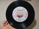 45 rpm Vinyl disc of MICHAEL JACKSON Hall of fame Thriller / Beat it  E4-1111