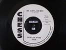 HOWLIN' WOLF 