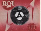 ELVIS PRESLEY blue suede shoes*hound dog 1958 UK RCA SILVER SPOT 45.