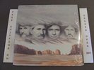 JOHNNY CASH WILLIE NELSON WAYLON JENNINGS HIGHWAYMAN LP IN SHRINK FC 40056