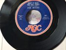 Joe Hicks - Soul Meetin' / Don't It Make You Feel Funny