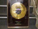 thompson twins into the gap gold disc (25rs-216)