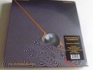 TAME IMPALA CURRENTS COLLECTORS BOX SET 2 X COLOURED VINYL + 7