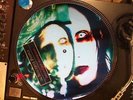 Marilyn Manson - The Beautiful People 12