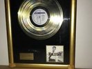 Disque d'or johnny hallyday 
