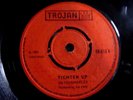 UNTOUCHABLES / ROY SHIRLEY - Tighten Up/ Good Ambition. Trojan TR 613 1968 G+