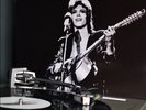 DAVID BOWIE - Ziggy On Channel Two  (Ziggy Stardust And The Spiders from Mars)