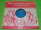 ELVIS PRESLEY : All shook up - Original 1957 UK issue 78rpm HMV POP 359