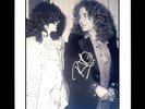 VERY COOL - LED ZEPPELIN - ROBERT PLANT - ORIGINAL HAND SIGNED AUTOGRAPH