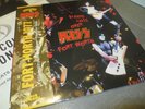 KISS 2 x LP YELLOW VINYL SET, POSTER,  FORT WORTH 1977 -  ALIVE II Tourbook