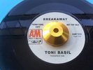 *** TONI BASIL *** BREAKAWAY * ROBERT JOHN *** RAINDROPS, LOVE AND SUNSHINE VG++