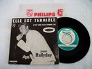 45T JUKE BOX JOHNNY HALLYDAY ELLE EST TERRIBLE / C'EST UNE FILLE COMME TOI