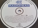 RADIOHEAD - Fake Plastic Trees  12
