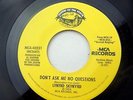 Lynyrd Skynyrd: Don't Ask Me No Questions / Take Your Time  [Unplayed w/mfg slv]