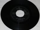 THE PINK FLOYD / APPLES AND ORANGES / 1967 ON COLUMBIA / RECORD PLAYS VG(+)