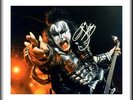 GENE SIMMONS - KISS - ROCK GUITAR LEGEND - ORIGINAL HAND SIGNED AUTOGRAPH