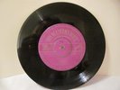 ELVIS HMV 272 BLUE MOON/I DONT CARE IF THE SUN DONT SHINE VERY GOOD+