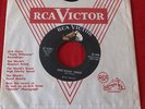 ELVIS PRESLEY  GOOD ROCKIN TONIGHT  VG++  I DON'T CARE IF THE SUN DON'T   POP 45