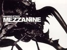 Mezzanine [2 LP] by Massive Attack.