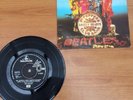 The Beatles - Sgt. Peppers Lonely Hearts Club Band - R6022 (7