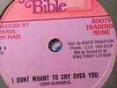 LITTLE JOHN - i don't whant to cry over you - JAH BIBLE 10' REGGAE VG++//