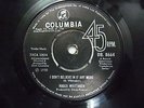 ROGER WHITTAKER  DB 8664 RARE SINGLE 7