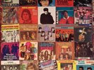    300 INTERNATIONALE SINGLES, ROCK POP BEAT SOUL ab 60´er Jahre      P5  