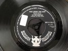 Vinyl 7” - Fence around your heart / Have you seen her — The New Monitors