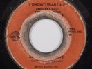 Crossover Soul 45 DEE DEE MCARTHUR Girl We're In Love UNIVERSAL SOUND HEAR