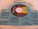 THE YOUNG HOLT TRIO-AIN'T THERE SOMETHING THAT MONEY CAN'T BUY/MELLOW.-BRUNSWICK