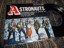 THE ASTRONAUTS Tomorrow's gonna be another day/Razzamatazz +2 EP 7