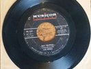 LEE MOSES MUSICOR RECORDS MU-1227 DAY TRIPPER & REACH OUT I'll BE THERE ‘67 Funk